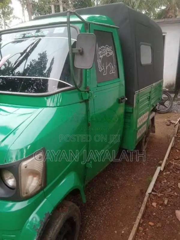 Mahindra Gio 2012 Lorry (Used)