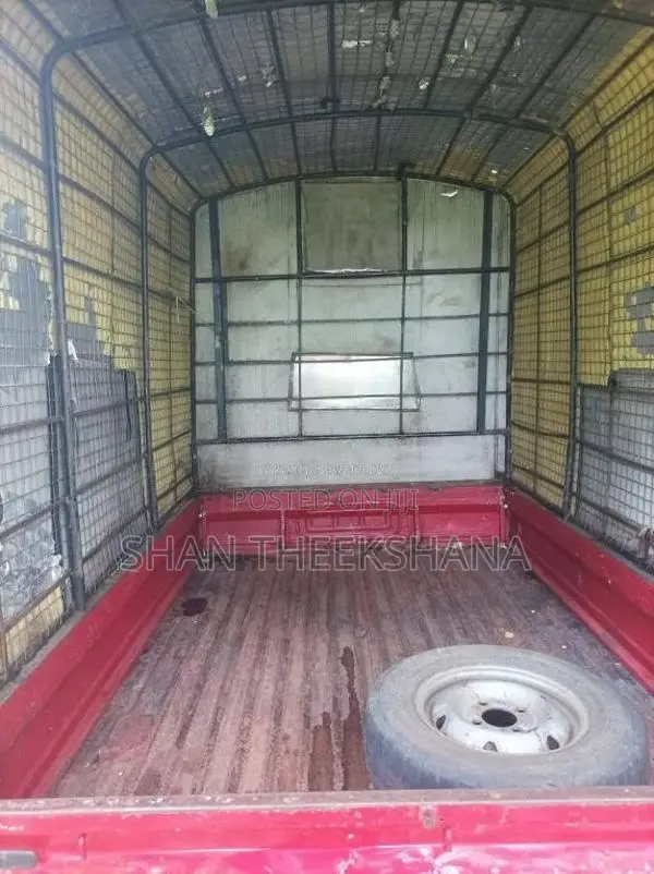 Tata Dimo Batta 2011 Lorry (Used)