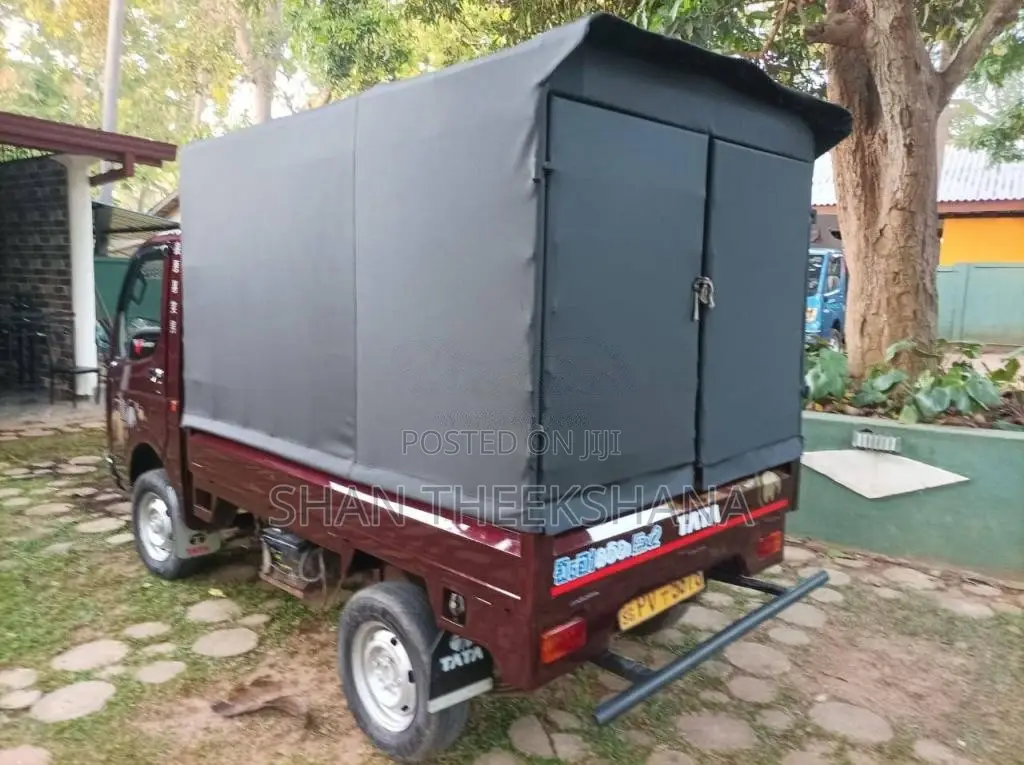 Tata Dimo Batta 2013 Lorry (Used)