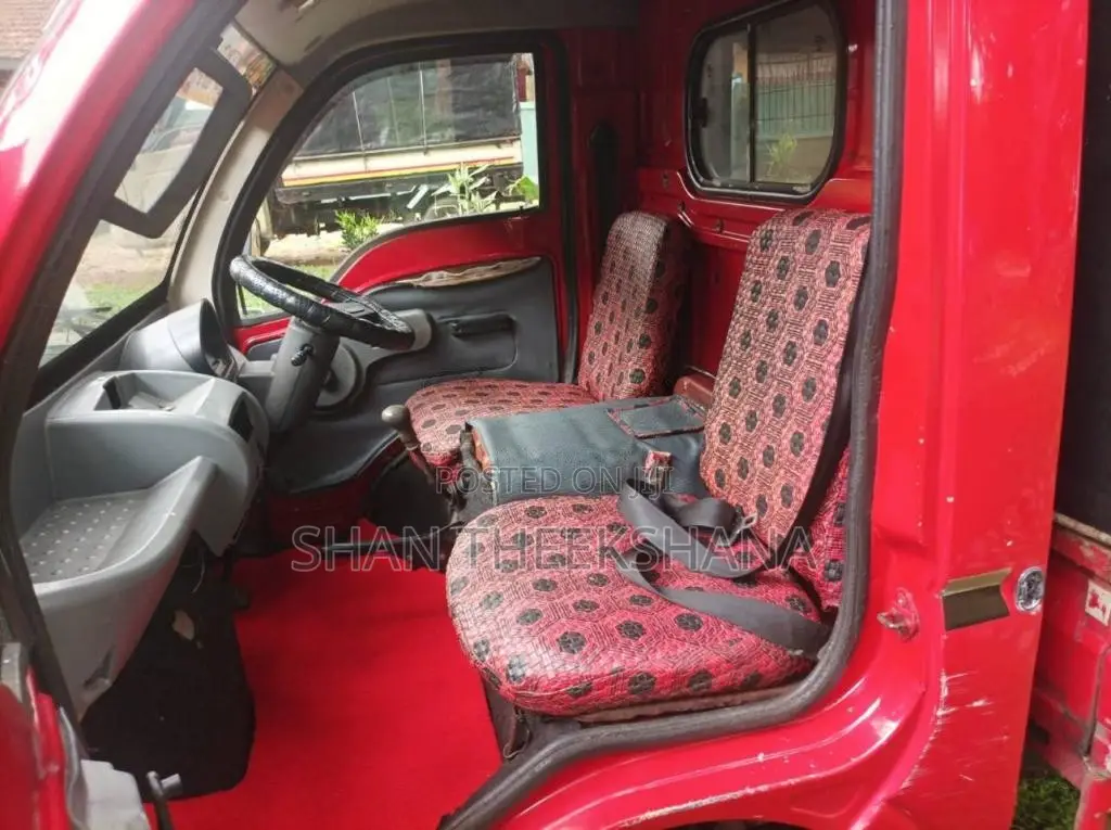Tata Dimo Batta 2011 Lorry (Used)
