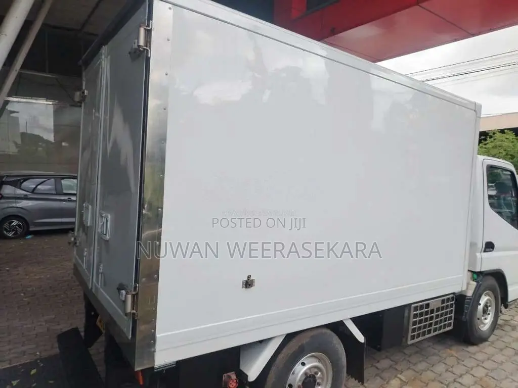 Mitsubishi Canter 2003 Lorry (Used)