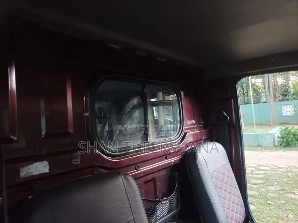 Tata Dimo Batta 2013 Lorry (Used)