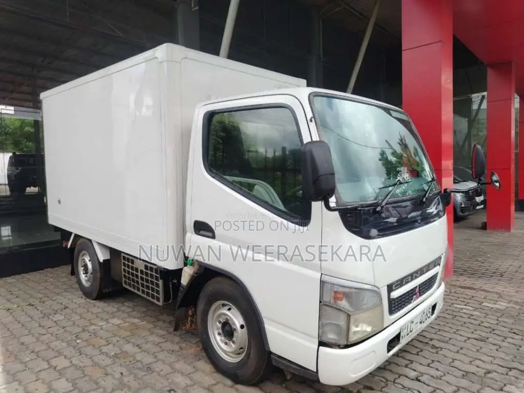 Mitsubishi Canter 2003 Lorry (Used)