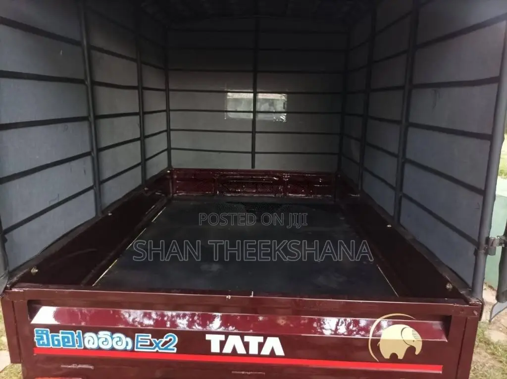 Tata Dimo Batta 2013 Lorry (Used)