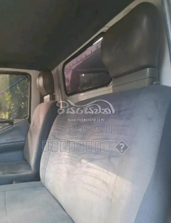 Mitsubishi Canter 1994 Lorry (Used)