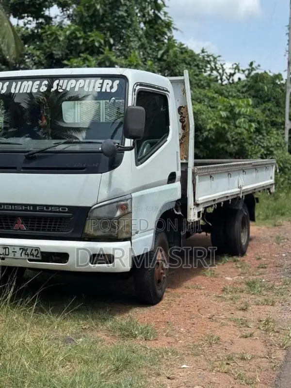 Mitsubishi Canter 2007 Lorry (Used)
