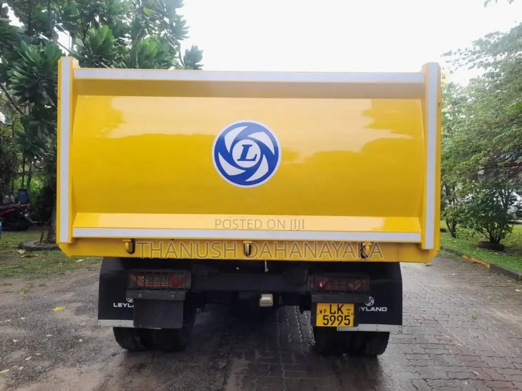 Ashok-Leyland Tipper 1613 2010 Lorry (Used)