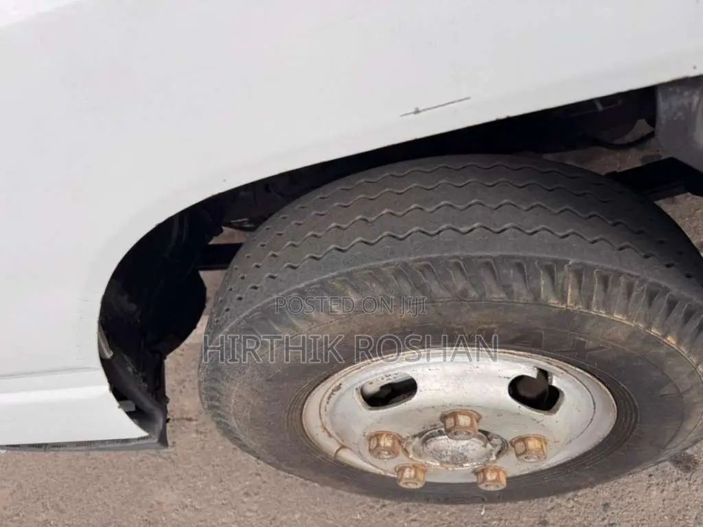 Mitsubishi Canter 2004 Lorry (Used)