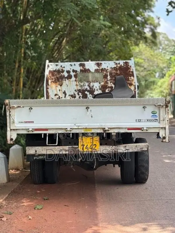 Mitsubishi Canter 2007 Lorry (Used)