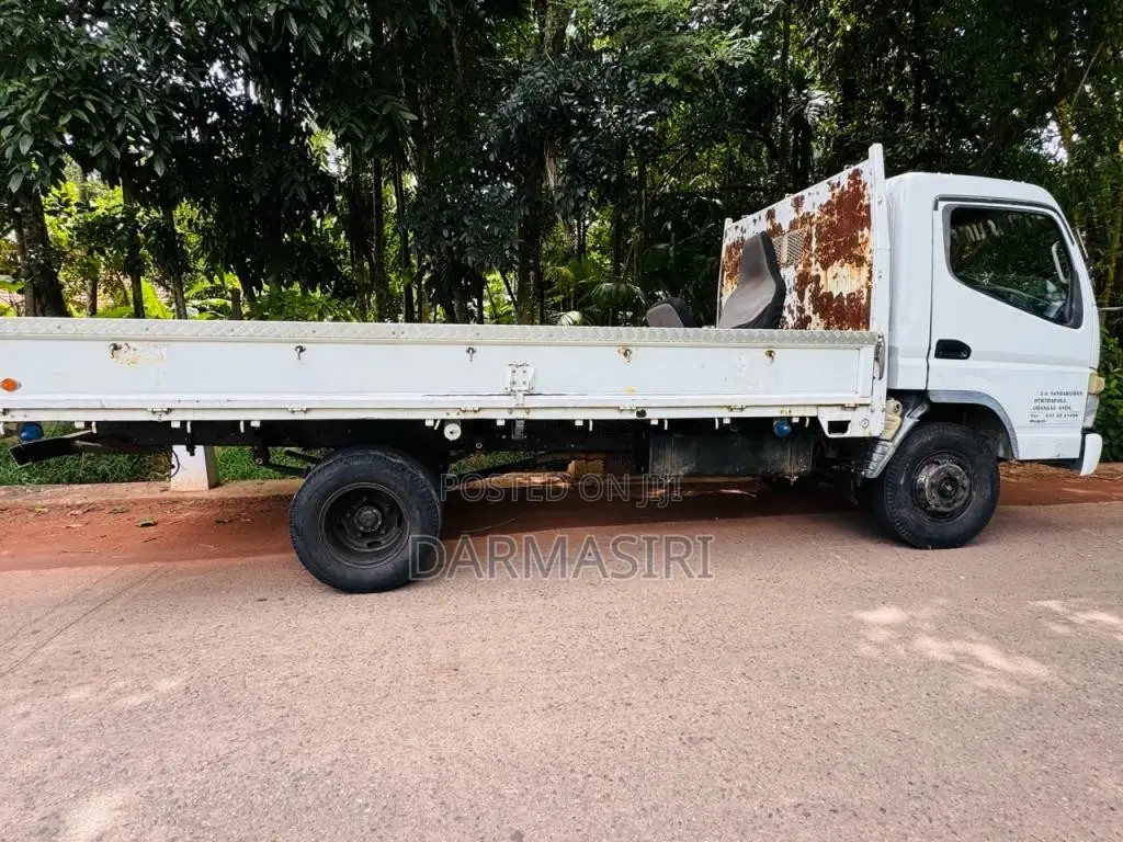 Mitsubishi Canter 2007 Lorry (Used)