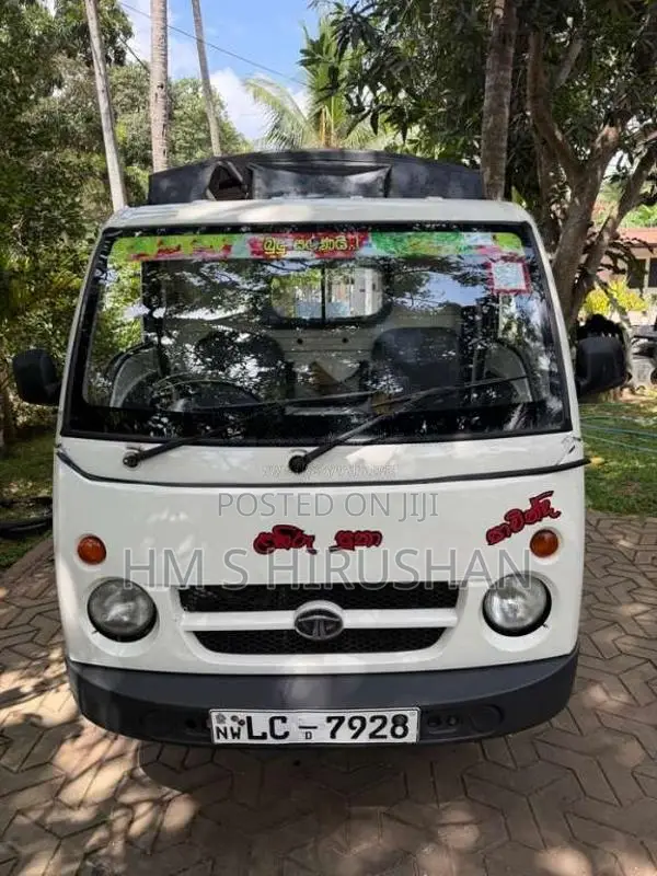 Tata Dimo Batta 2007 Lorry (Used)
