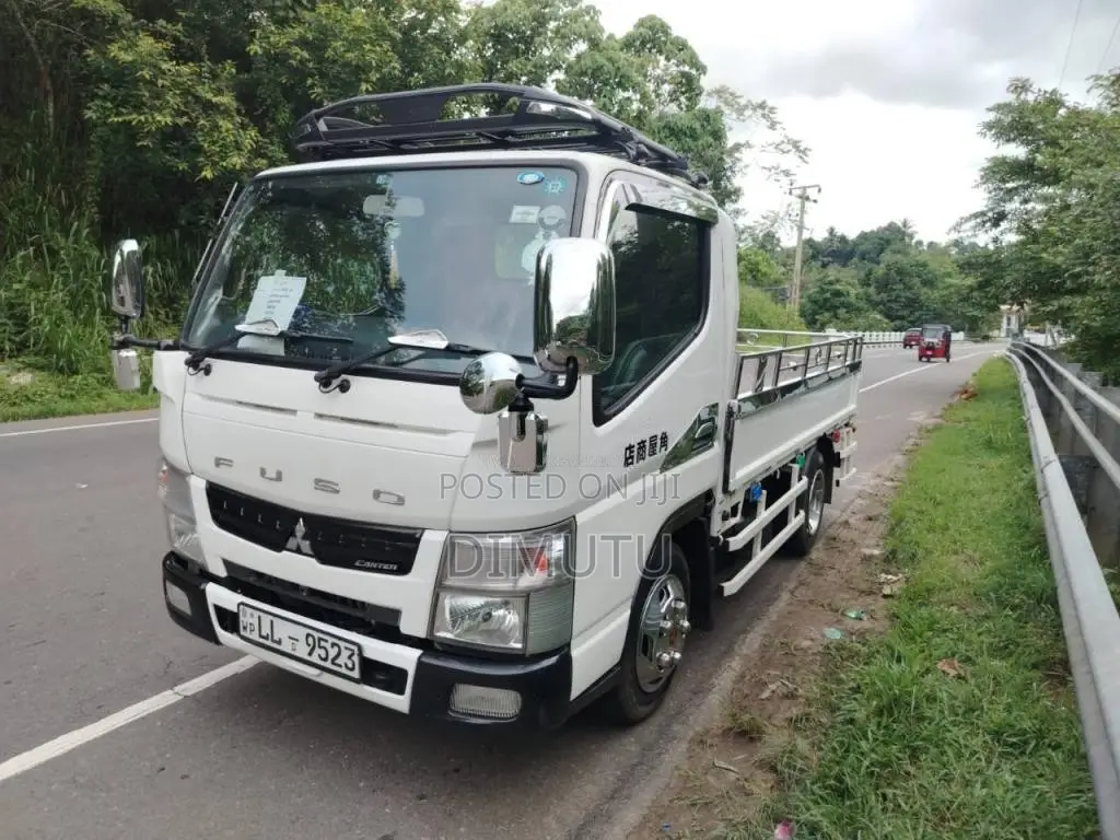 Mitsubishi Canter 2014 Lorry (Used)