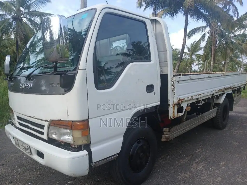 Isuzu NPR71L 2000 Lorry (Used)