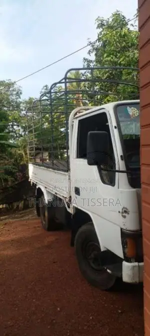 Mitsubishi Canter 1987 Lorry (Used)