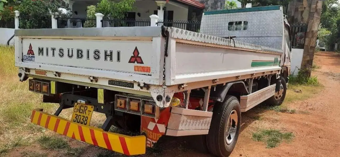 Mitsubishi Canter 1997 Lorry (Used)