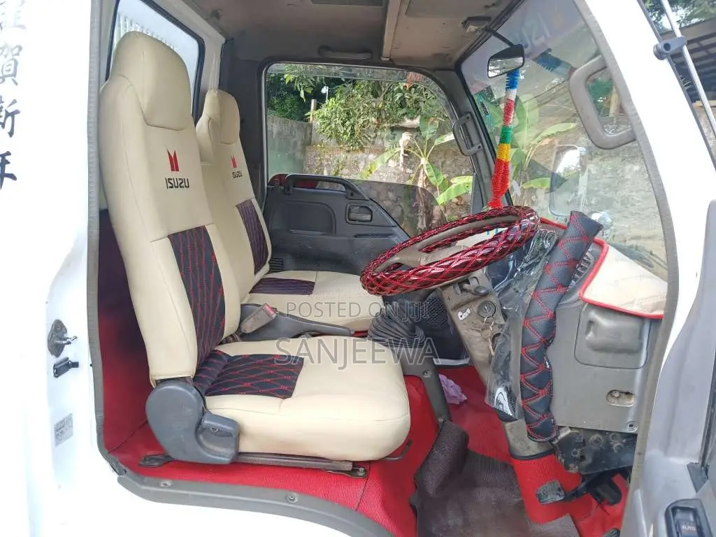 Isuzu Tipper 1997 Lorry (Used)