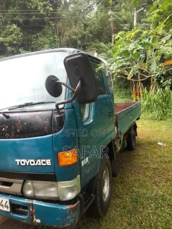 Toyota Dyna 1997 Lorry (Used)