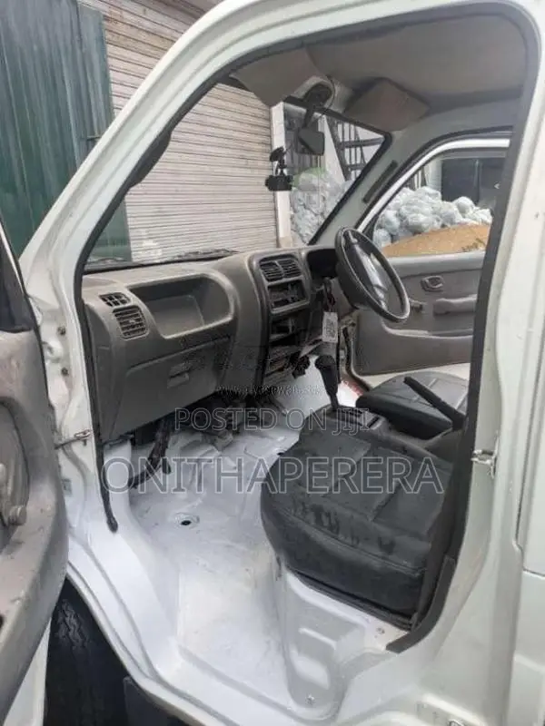 Suzuki Carry 2001 Lorry (Used)