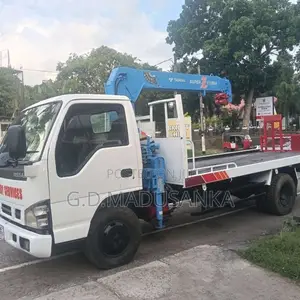 Nissan Boom Truck With Carrier 1994 Lorry (Used)