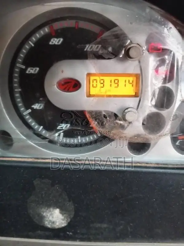 Mahindra Maxximo 2013 Lorry (Used)