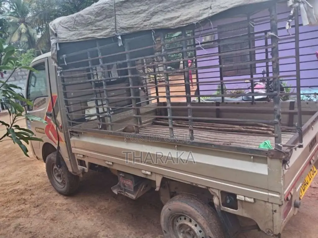 Tata Dimo Batta 2015 Lorry (Used)