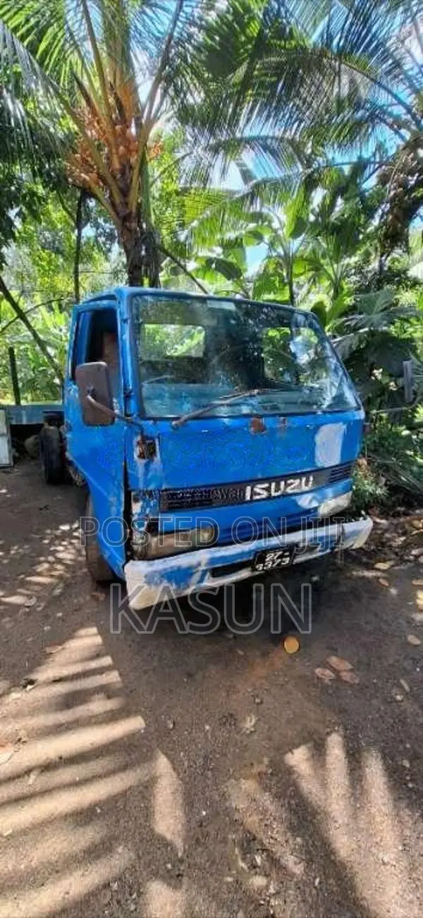 Isuzu Tipper 1973 Lorry (Used)