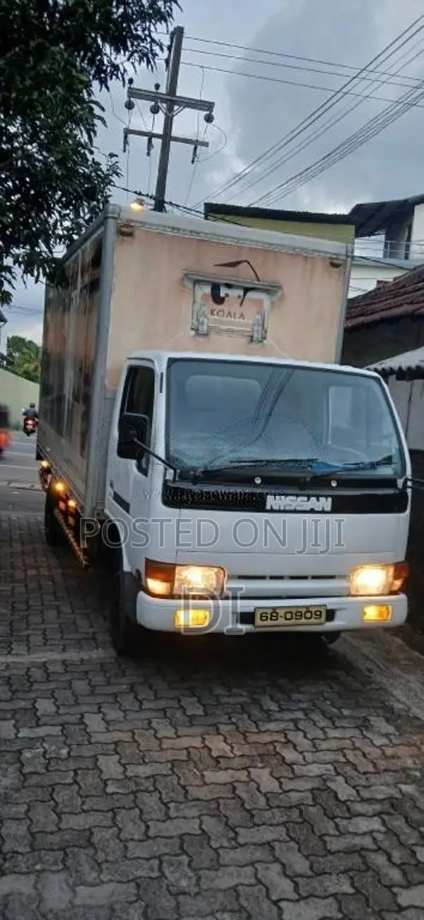 Nissan Atlas 1993 Lorry (Used)