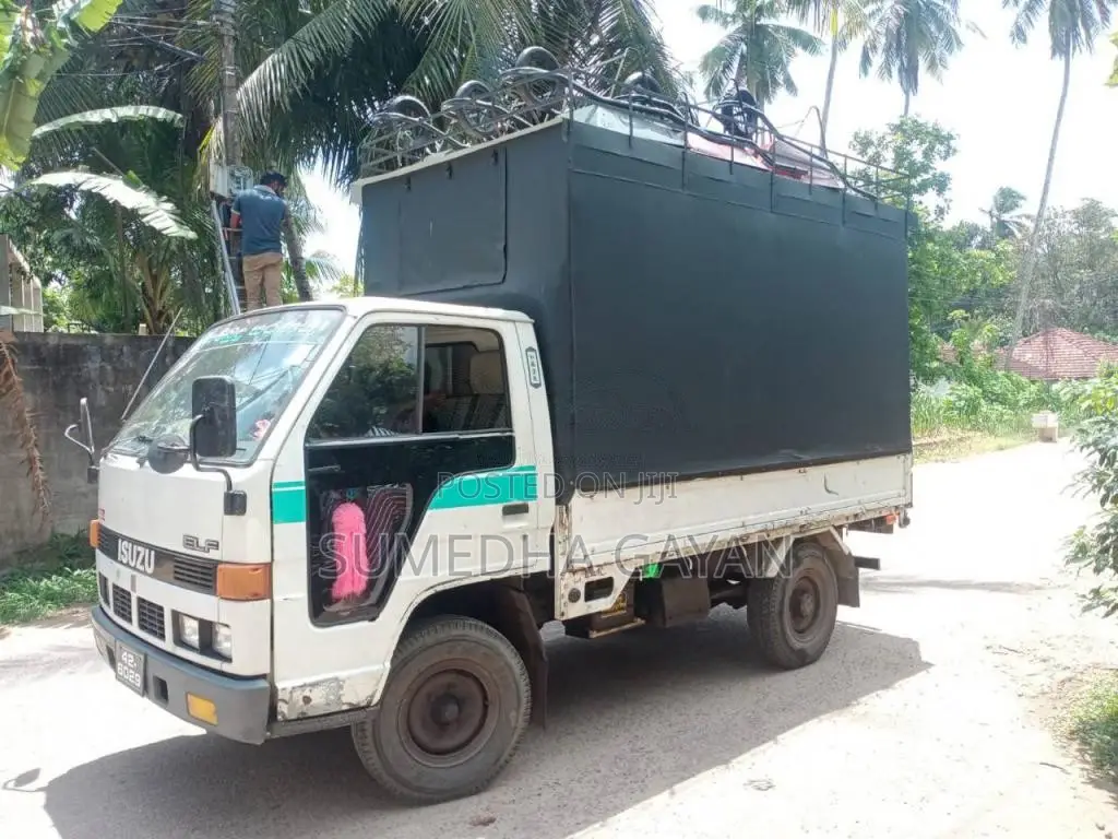 Isuzu ELF 1987 Lorry (Used)