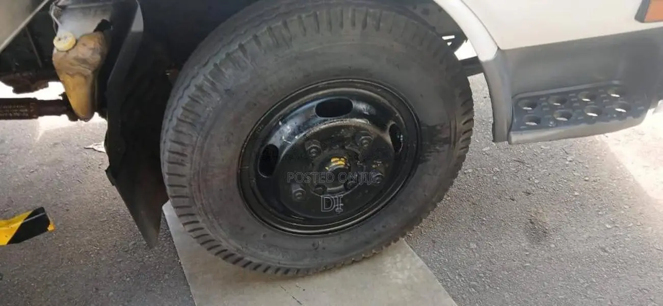 Nissan Atlas 1993 Lorry (Used)
