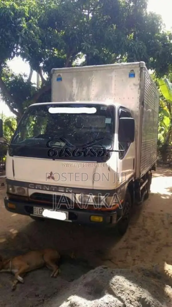 Mitsubishi Canter 10.5 Full Body 1995 Lorry (Used)