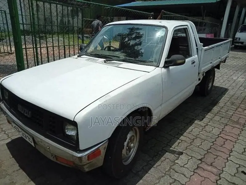 Isuzu Single Cab 1987 Lorry (Used)