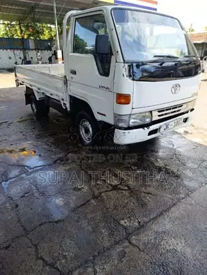 Toyota Dyna 1999 Lorry (Used)