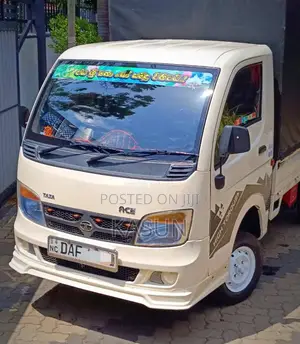 Tata Dimo Batta 2017 Lorry (Used)