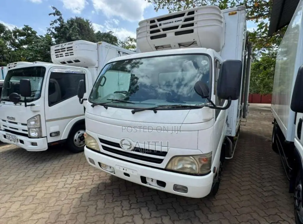 Toyota Hino 2007 Lorry (Used)