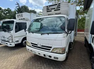 Toyota Hino 2007 Lorry (Used)