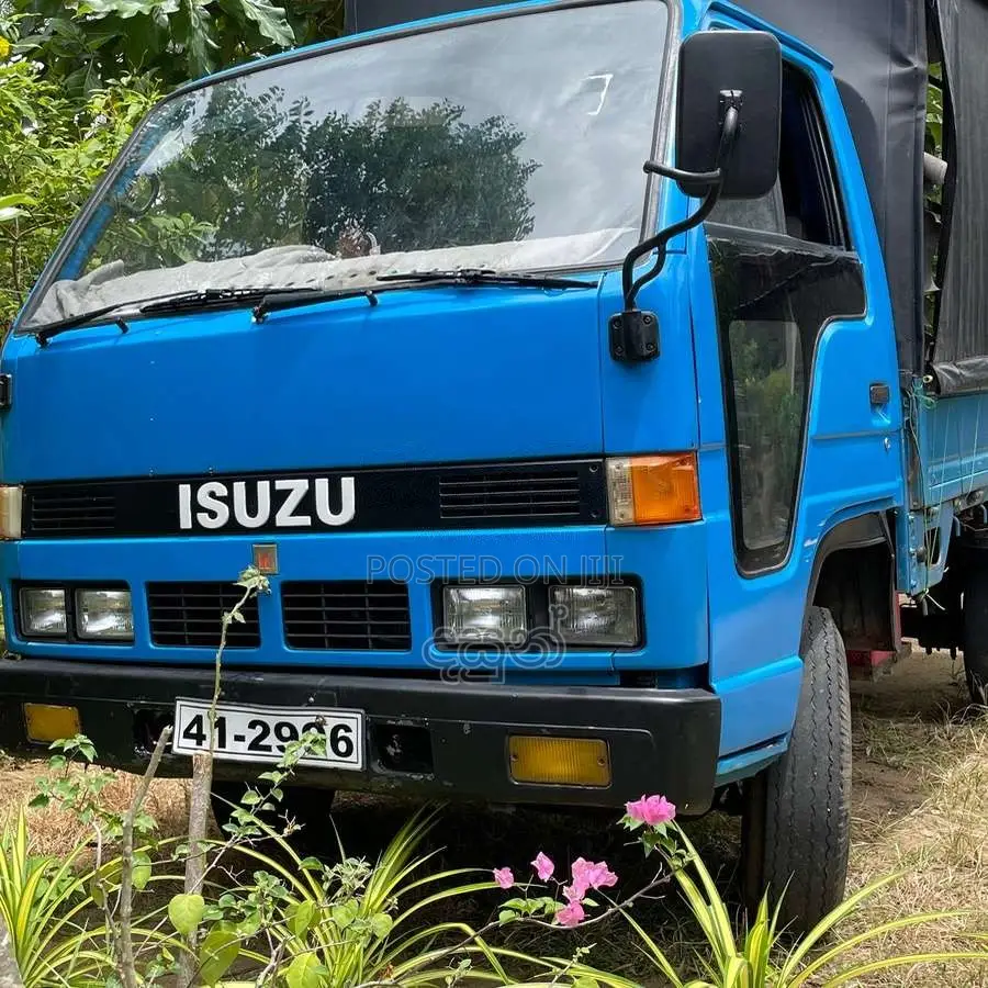 Isuzu ELF 1985 Lorry (Used)