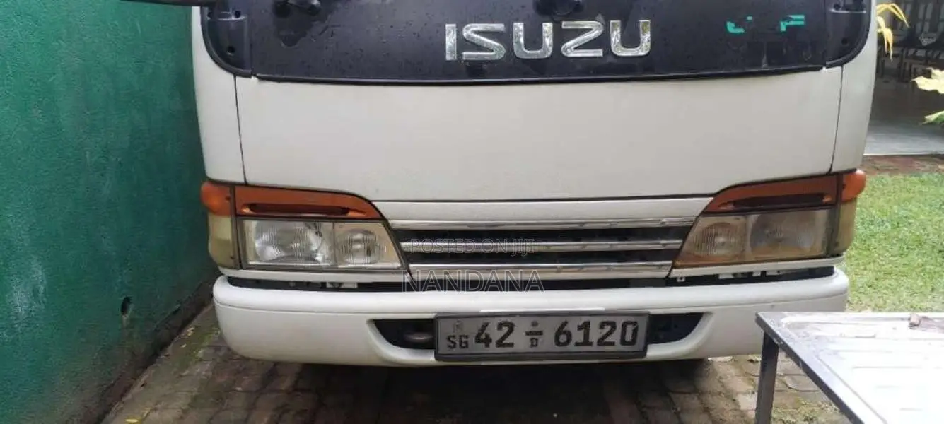 Isuzu ELF 1987 Lorry (Used)