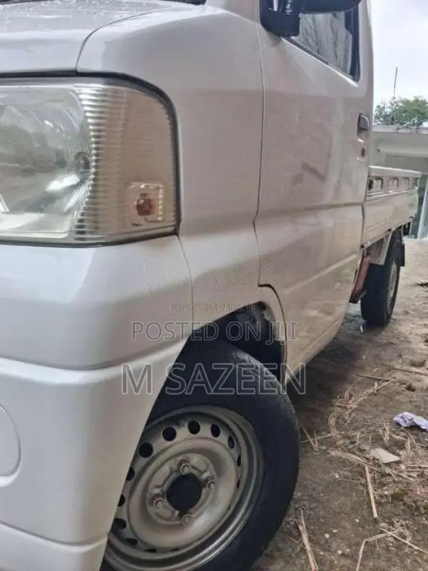 Mitsubishi Minicab 2001 Lorry (Used)