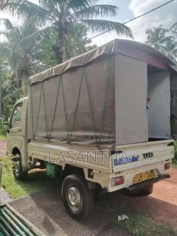 Tata Dimo Batta 2010 Lorry (Used)