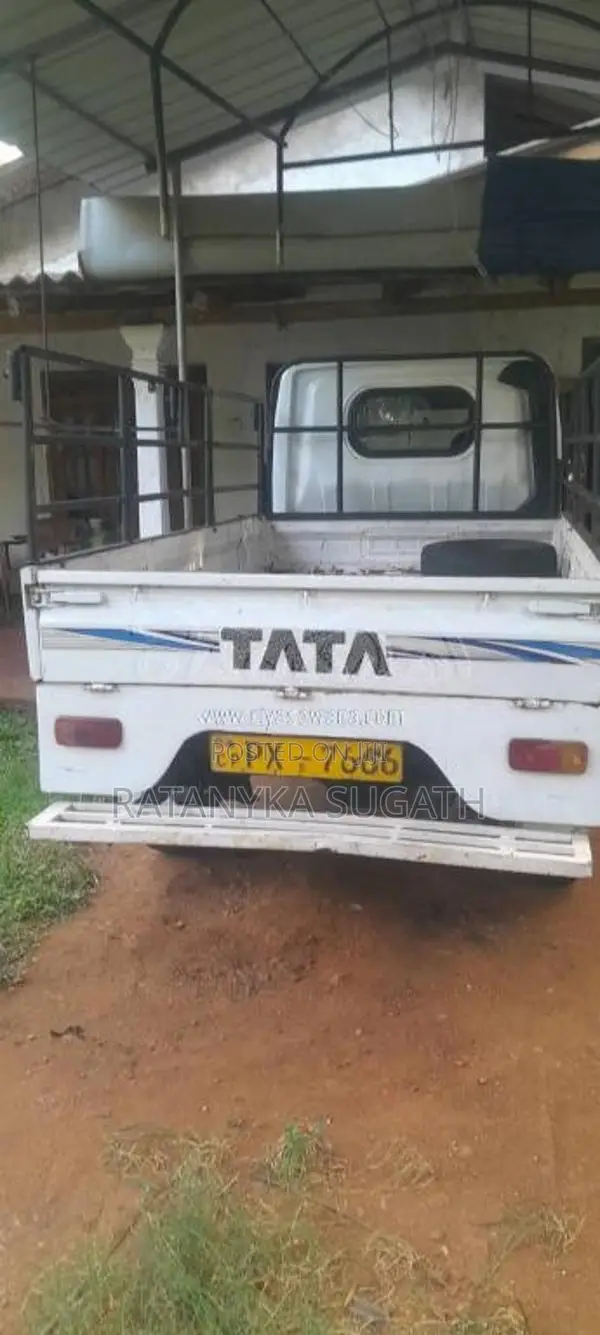 Tata Dimo Lokka 2014 Lorry (Used)