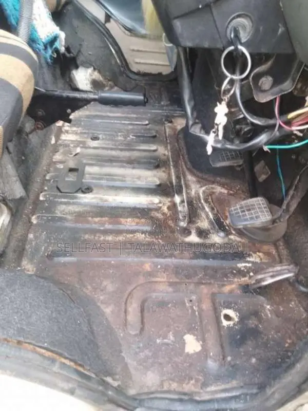 Tata Dimo Batta 2011 Lorry (Used)