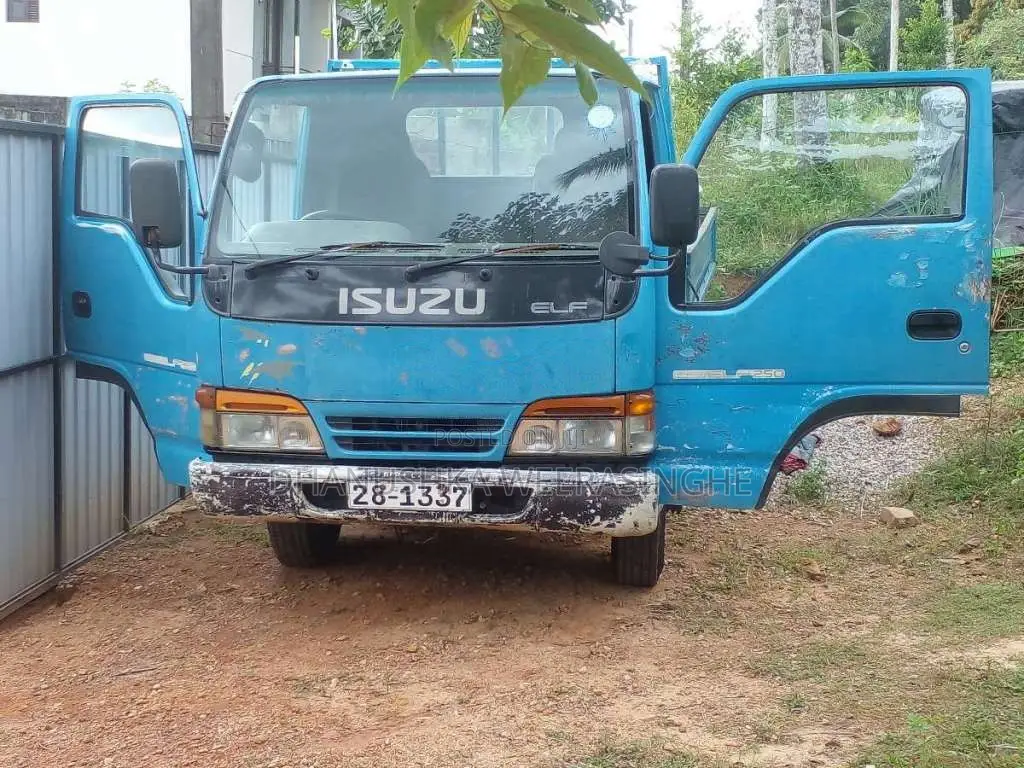 Isuzu ELF 1980 Lorry (Used)