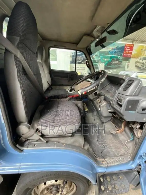 Nissan Atlas 2000 Lorry (Used)