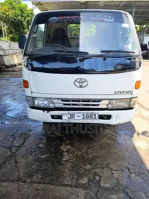 Toyota Dyna 1999 Lorry (Used)
