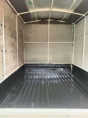 Tata Dimo Batta 2010 Lorry (Used)