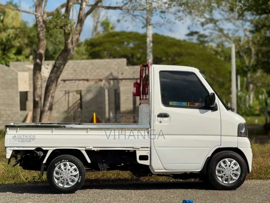 Mitsubishi MiniCab U61T 2002 Lorry (Used)