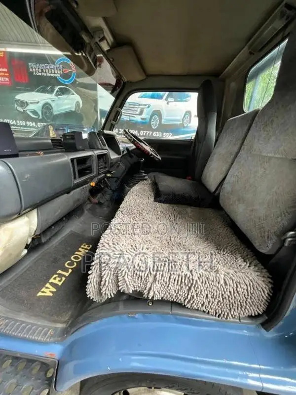 Nissan Atlas 2000 Lorry (Used)