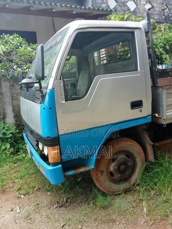 Mitsubishi Canter 1981 Lorry (Used)