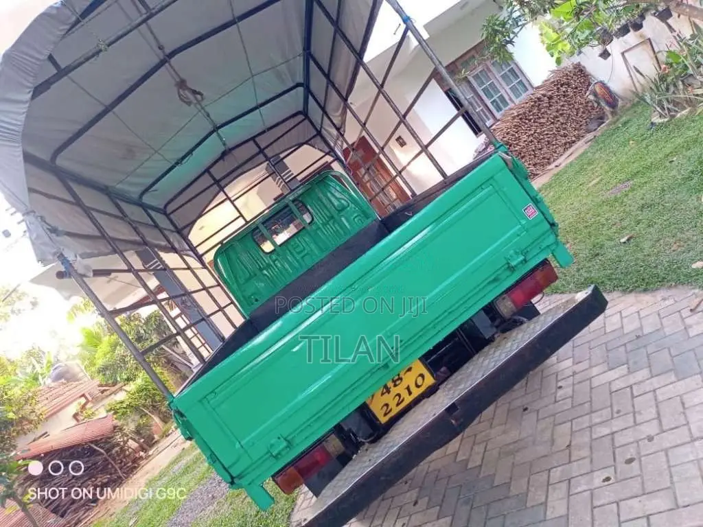 Toyota Dyna 1996 Lorry (Used)