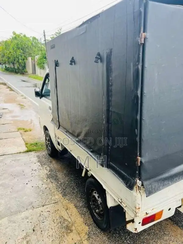 Daihatsu Hijet 2002 Lorry (Used)